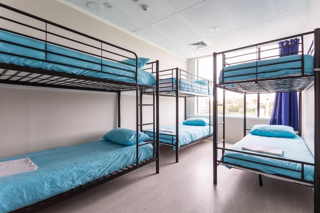 Grafton Backpackers Hostel Оукланд Екстериор снимка
