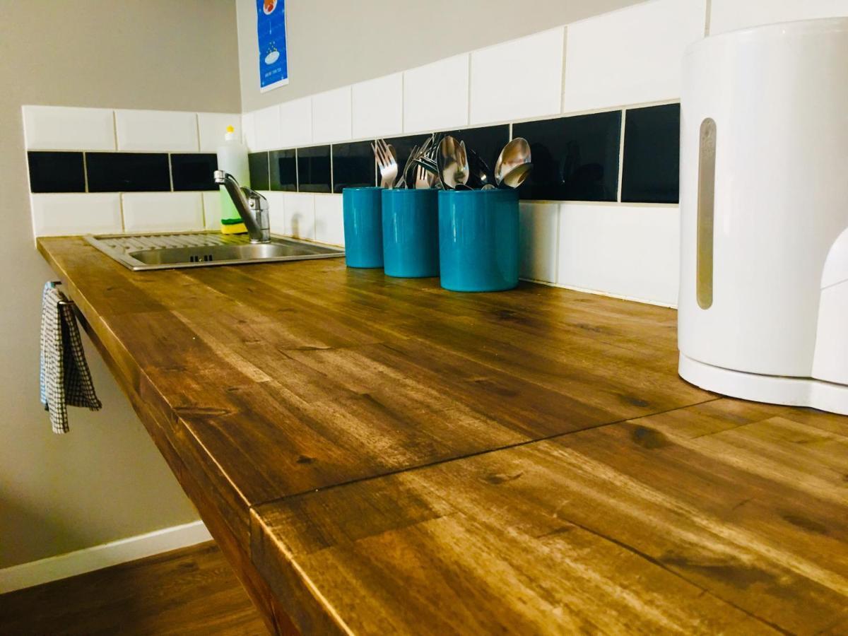 Grafton Backpackers Hostel Оукланд Екстериор снимка