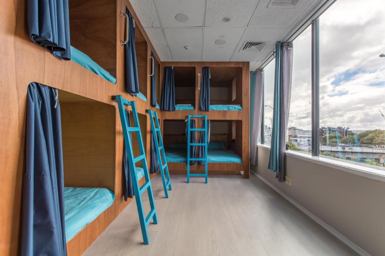 Grafton Backpackers Hostel Оукланд Екстериор снимка