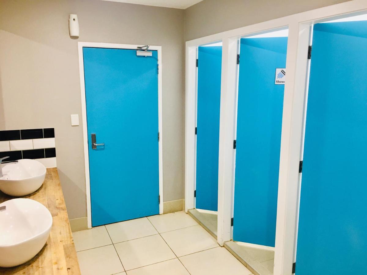 Grafton Backpackers Hostel Оукланд Екстериор снимка