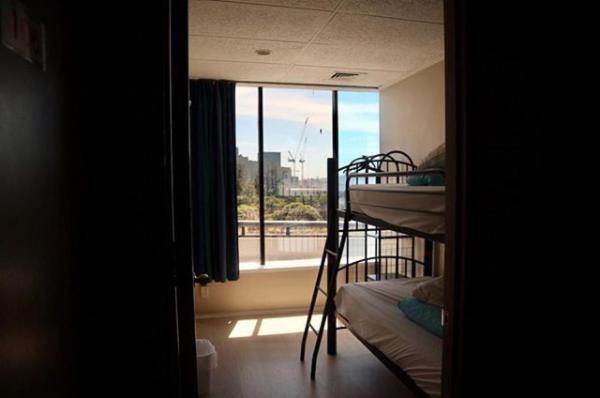 Grafton Backpackers Hostel Оукланд Екстериор снимка