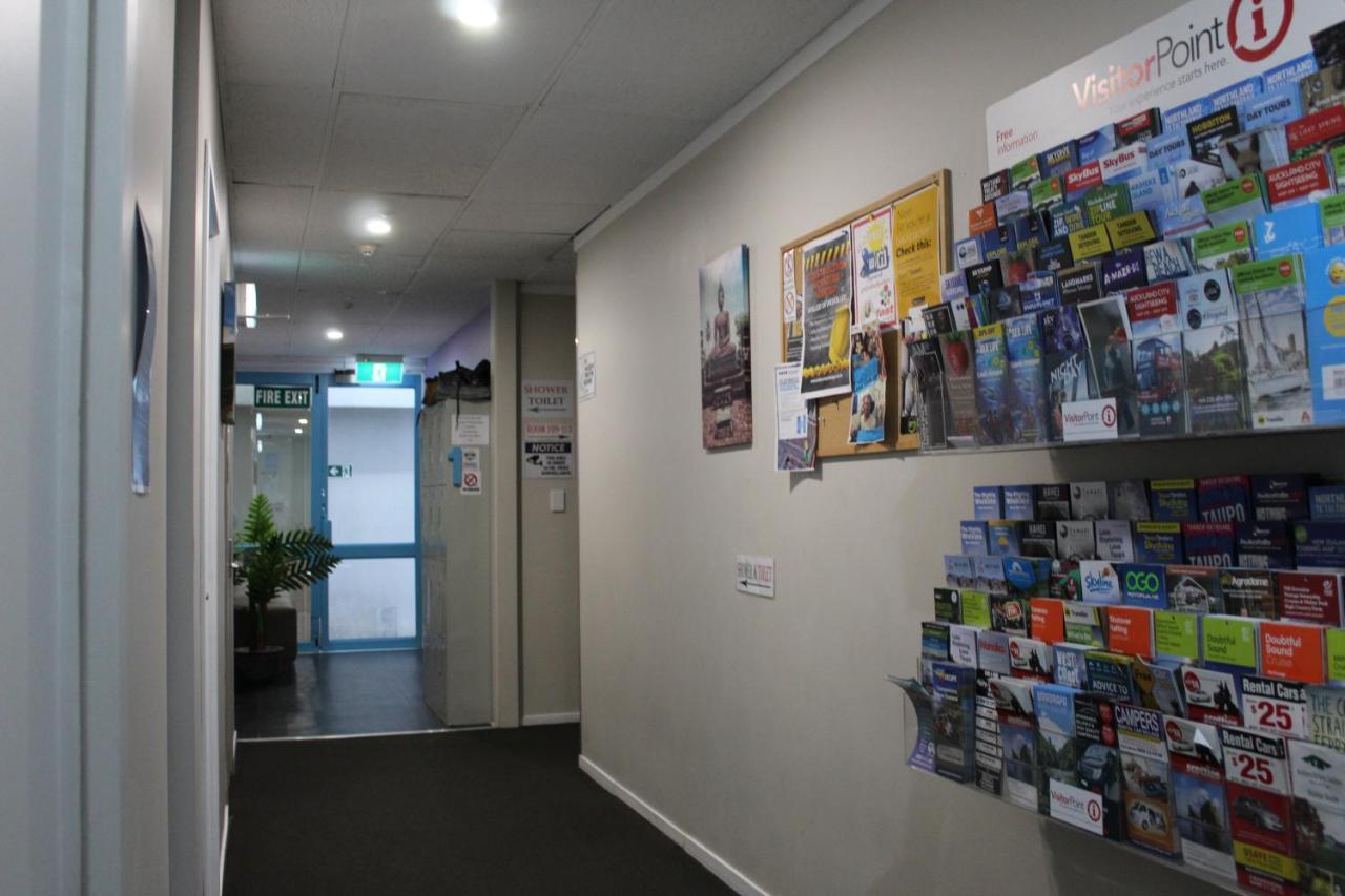 Grafton Backpackers Hostel Оукланд Екстериор снимка